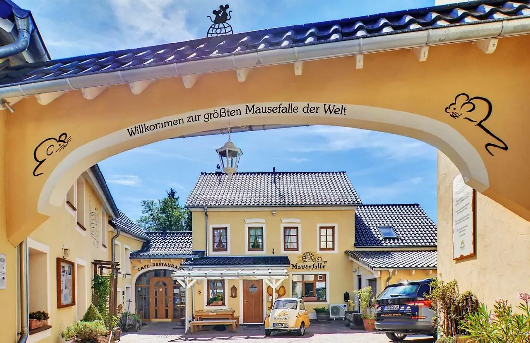 Hotel Am Eifelsteig-1