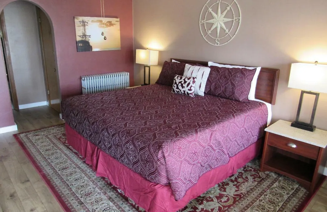 Captain Cook Inn-1