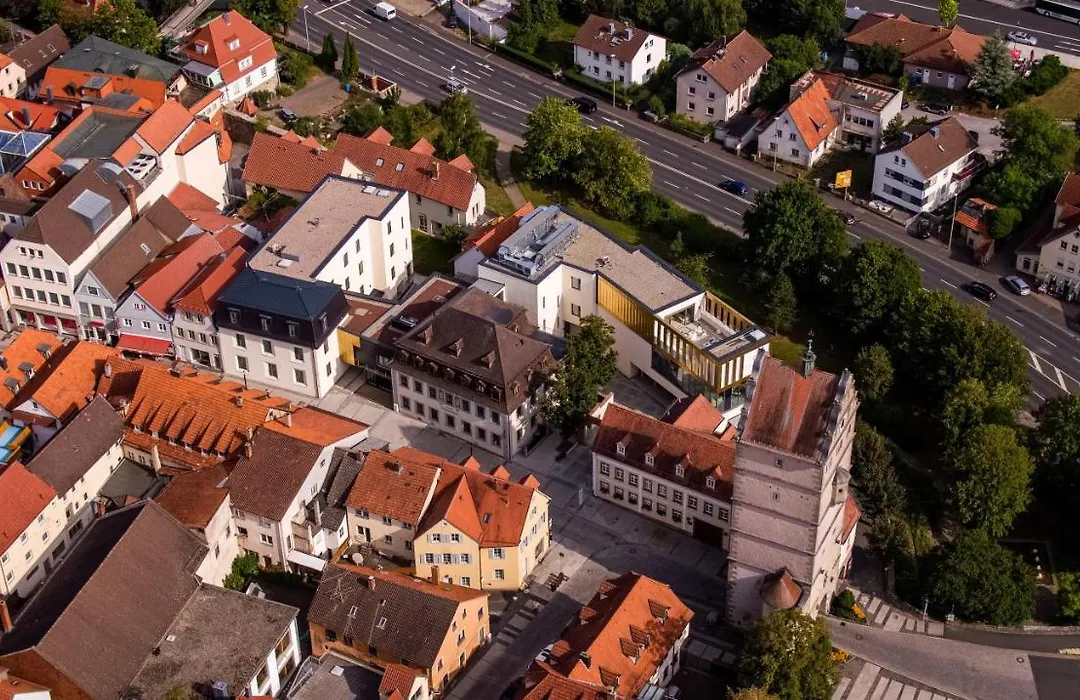 Schwan und Post Business Quarters-1