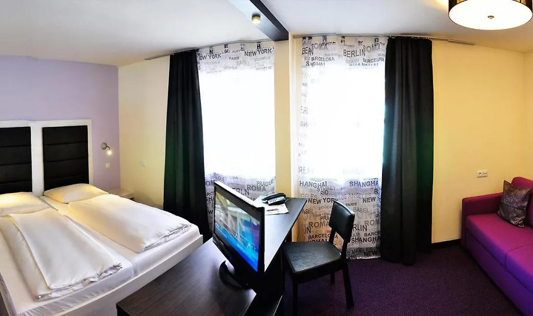 Amiga Hotel München Messe-1