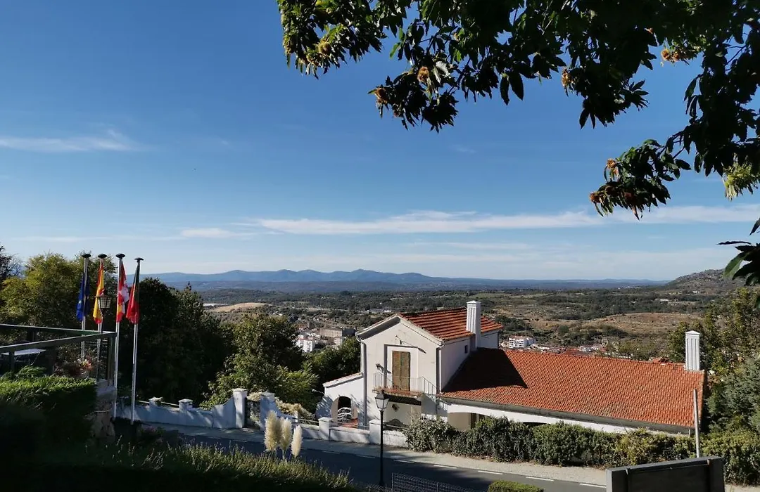 Hotel Los Duques-1