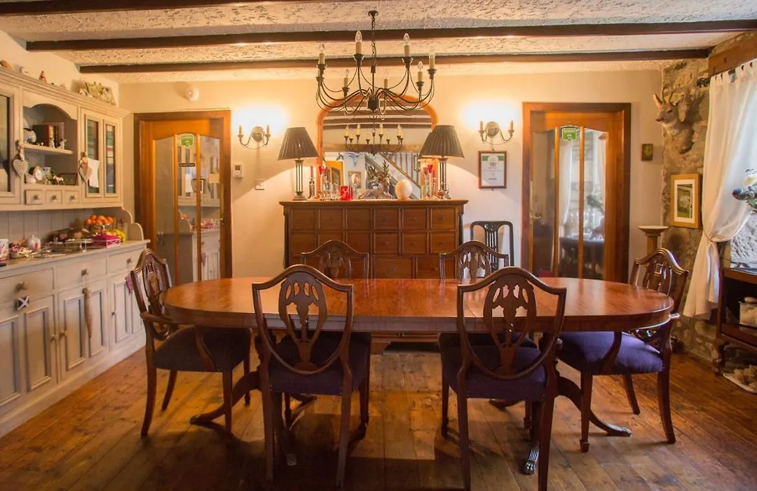Langside Bed And Breakfast-1