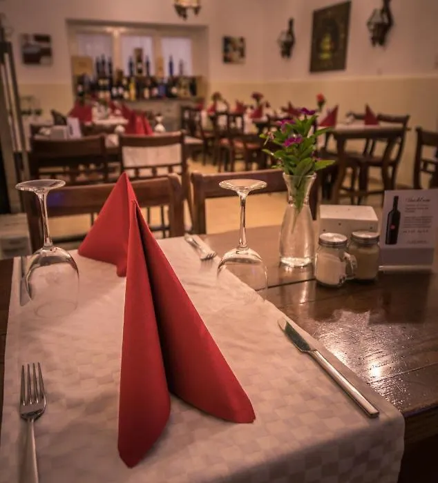Ristorante Del Ponte-1