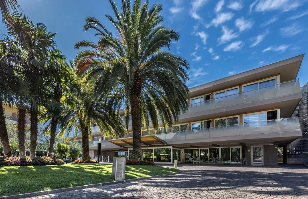 Hotel Ideal-1