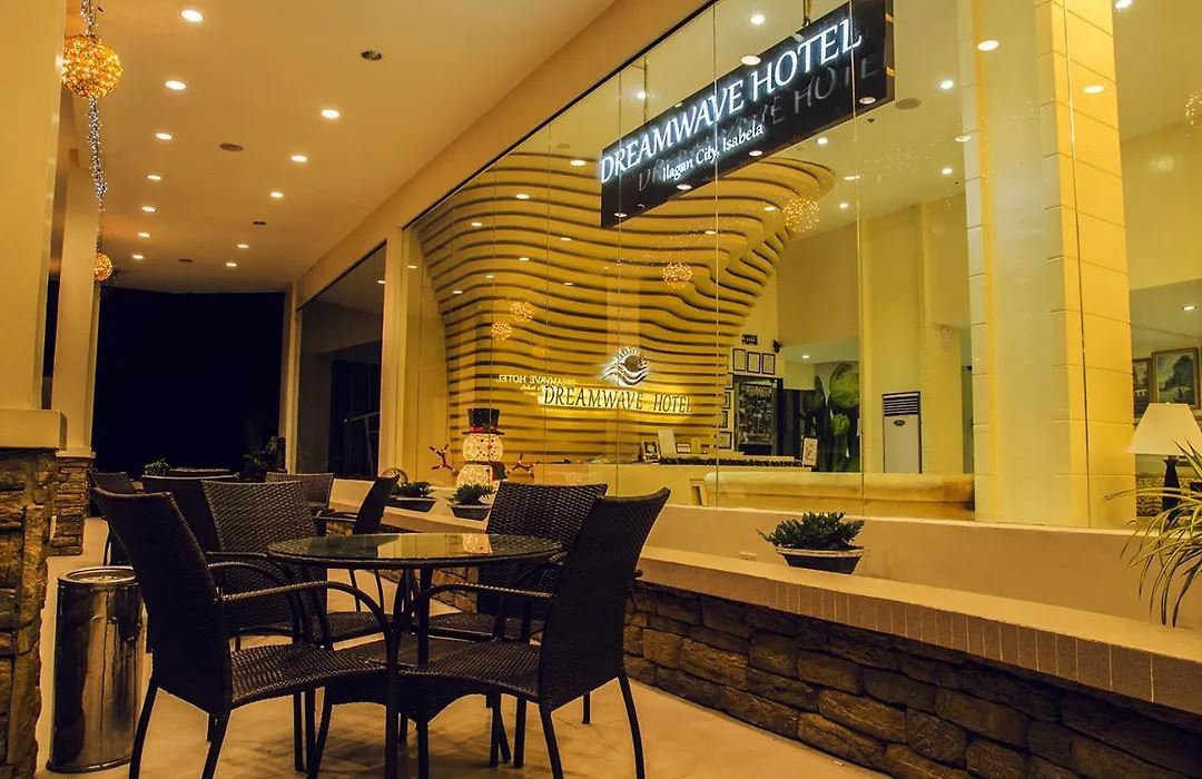 Dreamwave Hotel Ilagan-1