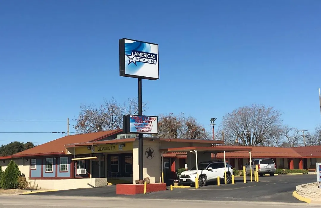Americas Best Value Inn Ozona-1