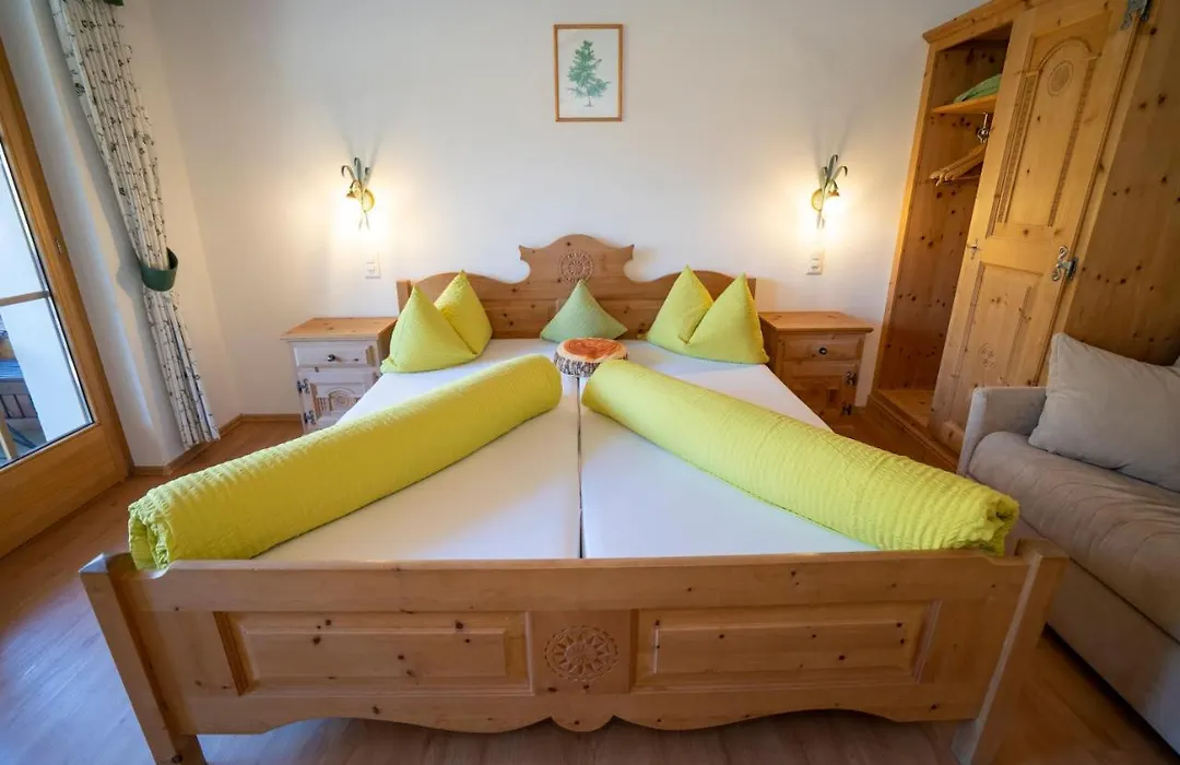 Hotel Crusch Alba Sta Maria-1