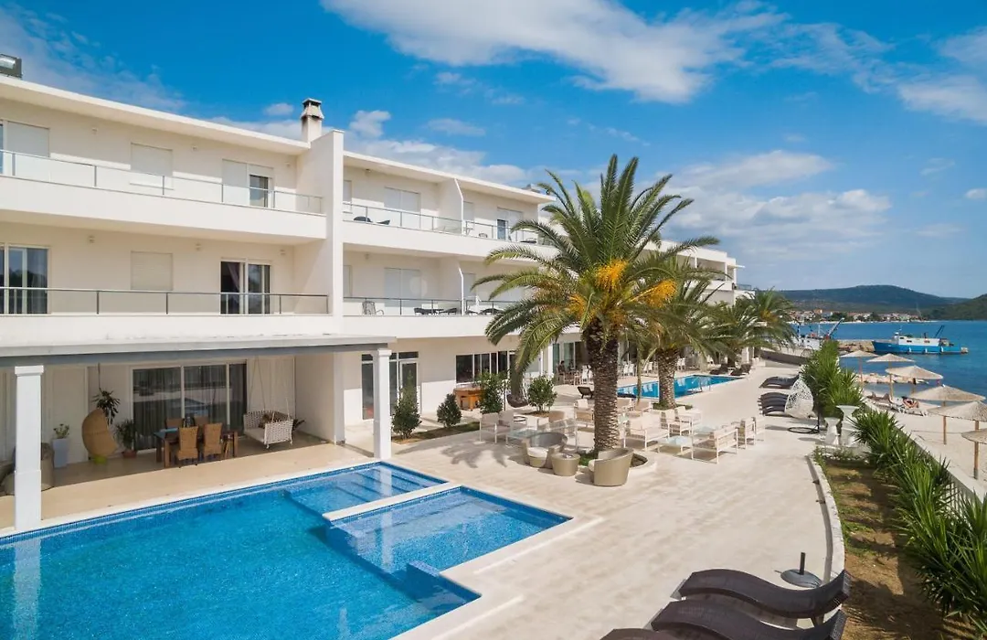 Perla Resort-1