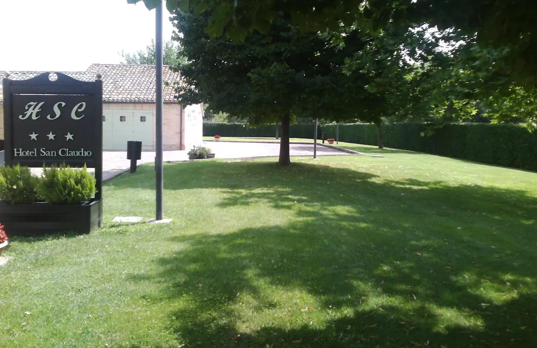 Hotel San Claudio-1