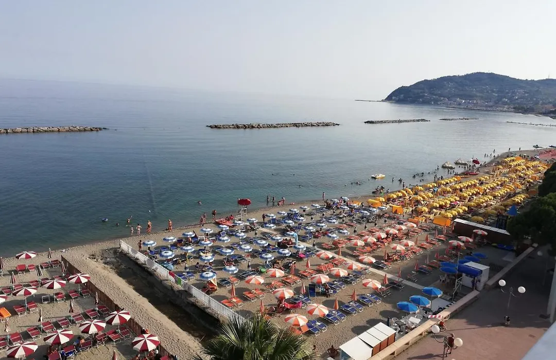 Hotel Adrimer-1