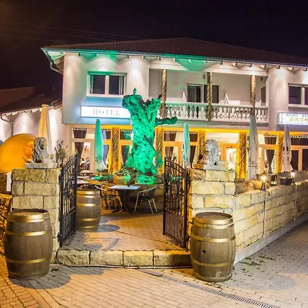 Hotel Restaurant Artemis-3