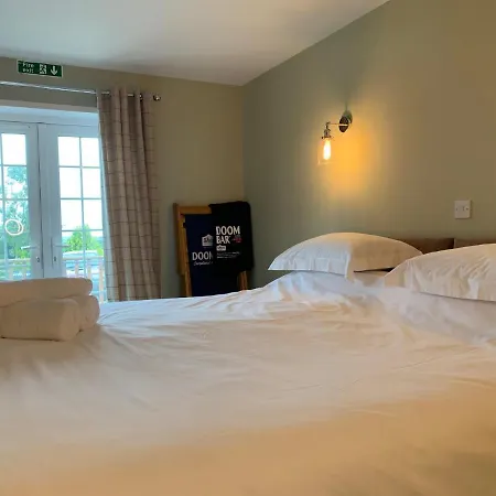 Halfway House Inn-3