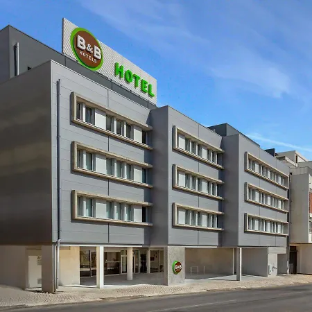 B&B HOTEL Lisboa Aeroporto-3