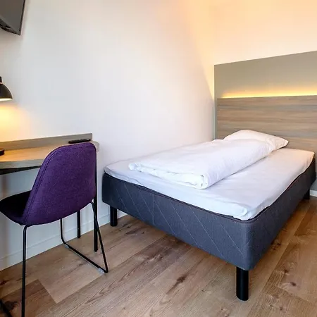 Go Hotel City Apartments-3