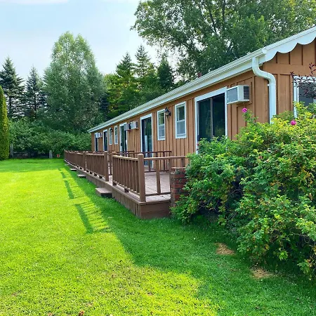 The River Hills Motel - Algoma, Wi - Near Door County-3