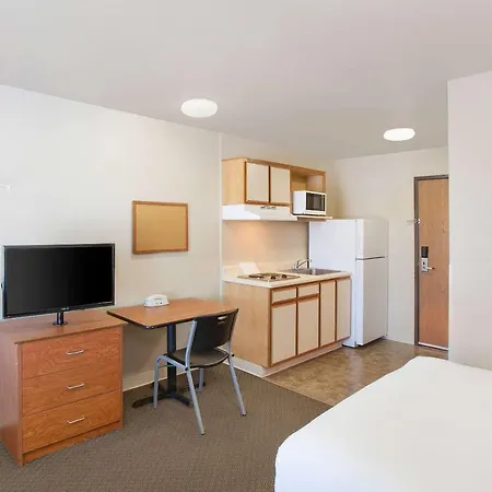 Woodspring Suites Jacksonville Beach Blvd-3