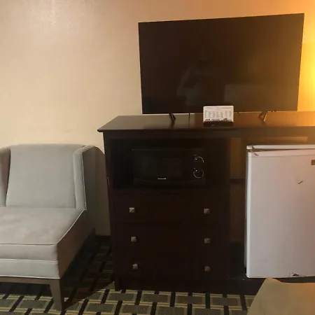 Executive Inn Woodward-3