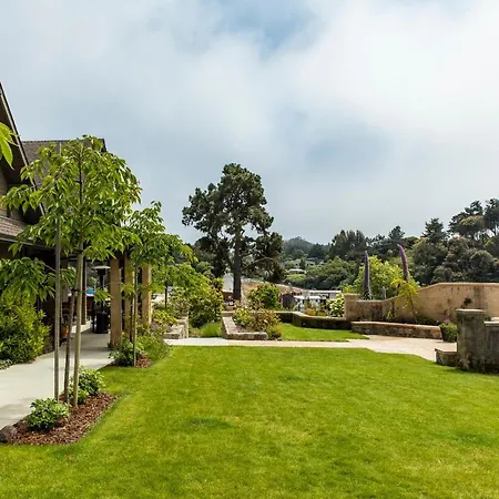 Noyo Harbor Inn-2
