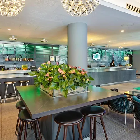 Holiday Inn Berlin-Alexanderplatz, An Ihg Hotel-3