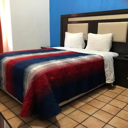 HOTEL hostal de los reyes-3