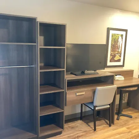 Woodspring Suites Cherry Hill-3