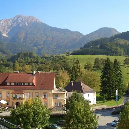 Gästehaus zur Post - Heritage Inn-3