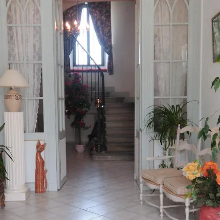 Chateau De Benac-3