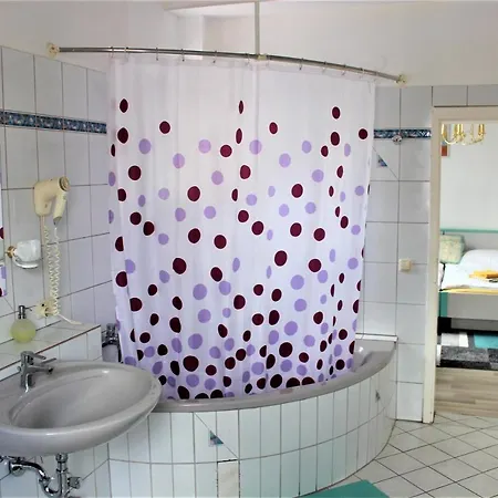 Hotel zur Post Schwanheim-3