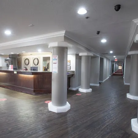 Ramada By Wyndham Barstow-2
