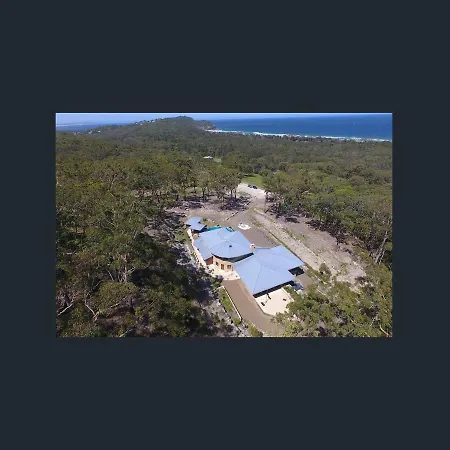 The Pool House - Crescent Head - Stunning Ocean Views, Pet Friendly-3