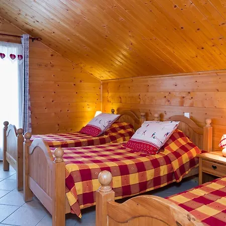 CHAMBRE d'HÔTE LA PETITE BERGERIE-2