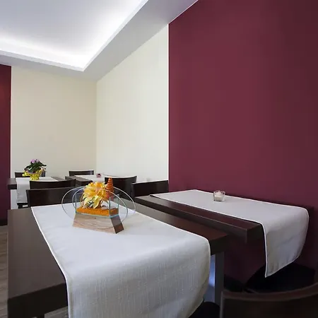 Hotel Garni Am Kirchplatz-3