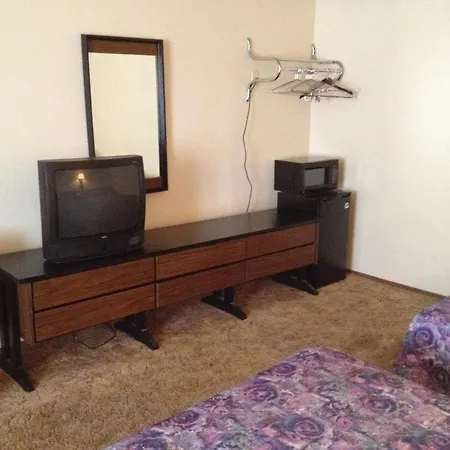 Budget Inn-3