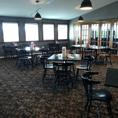 Florenceville Inn, Restaurant & Pool-2