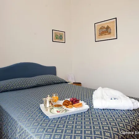 Excelsior Hotel E Appartamenti-3