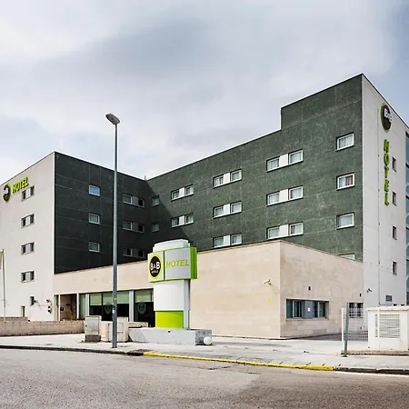 B&B Hotel Madrid Aeropuerto T1 T2 T3-3