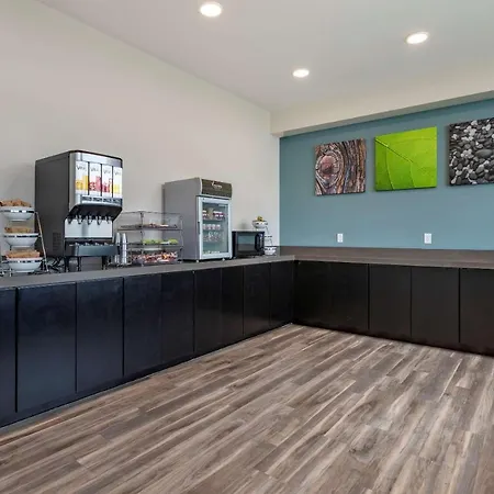 Mainstay Suites Waukee-West Des Moines-2