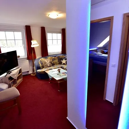 Hotel-England-2