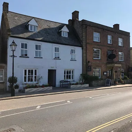 The Ilchester Arms Hotel, Ilchester Somerset-3