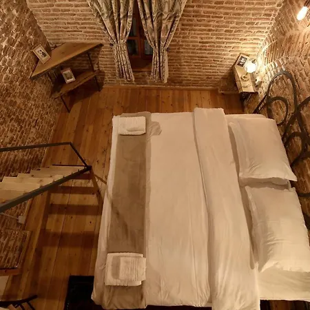 Le Petit Secret, Korce, Albania-3