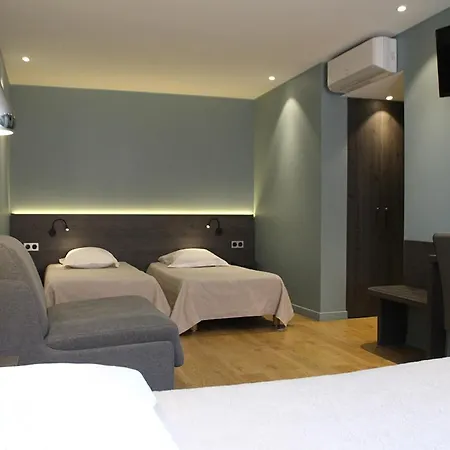 Hotel Le Pont Neuf-3
