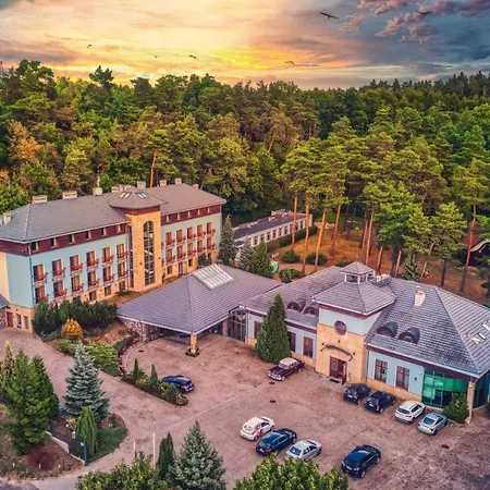 4 Pory Roku Resort Sauna & Spa-2