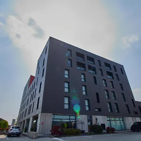 Piazza Lira Schio Residence-2