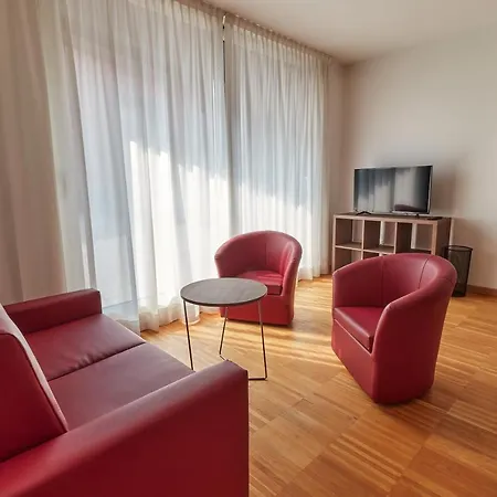 Piazza Lira Schio Residence-3