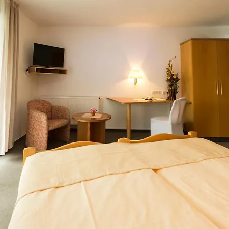 Hotel und Restaurant Karpfenschänke-2