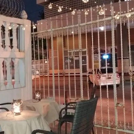 Hostal Marbella 47-3