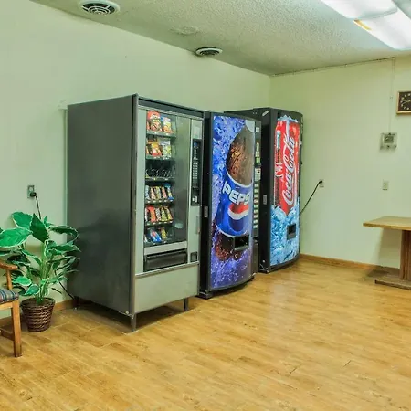 Sky-Palace Inn & Suites Mccook-3