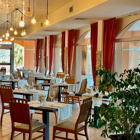Villa Susanna Degli Ulivi - Resort & Spa-3
