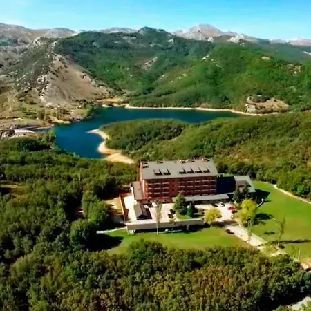 Parador De Cervera De Pisuerga-2
