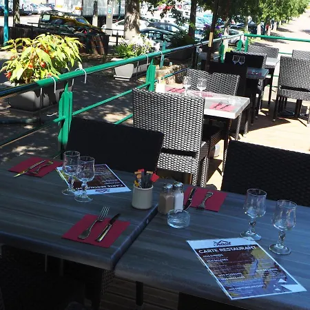 Hotel Le Foirail-3